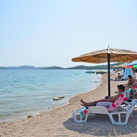 Apartments Toni Vodice Eksteriør billede