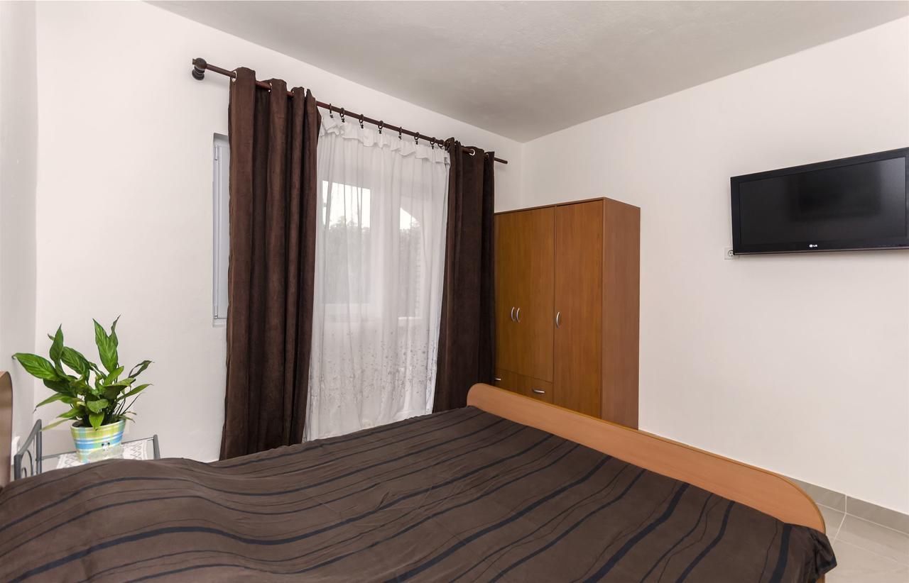 Apartments Toni Vodice Eksteriør billede